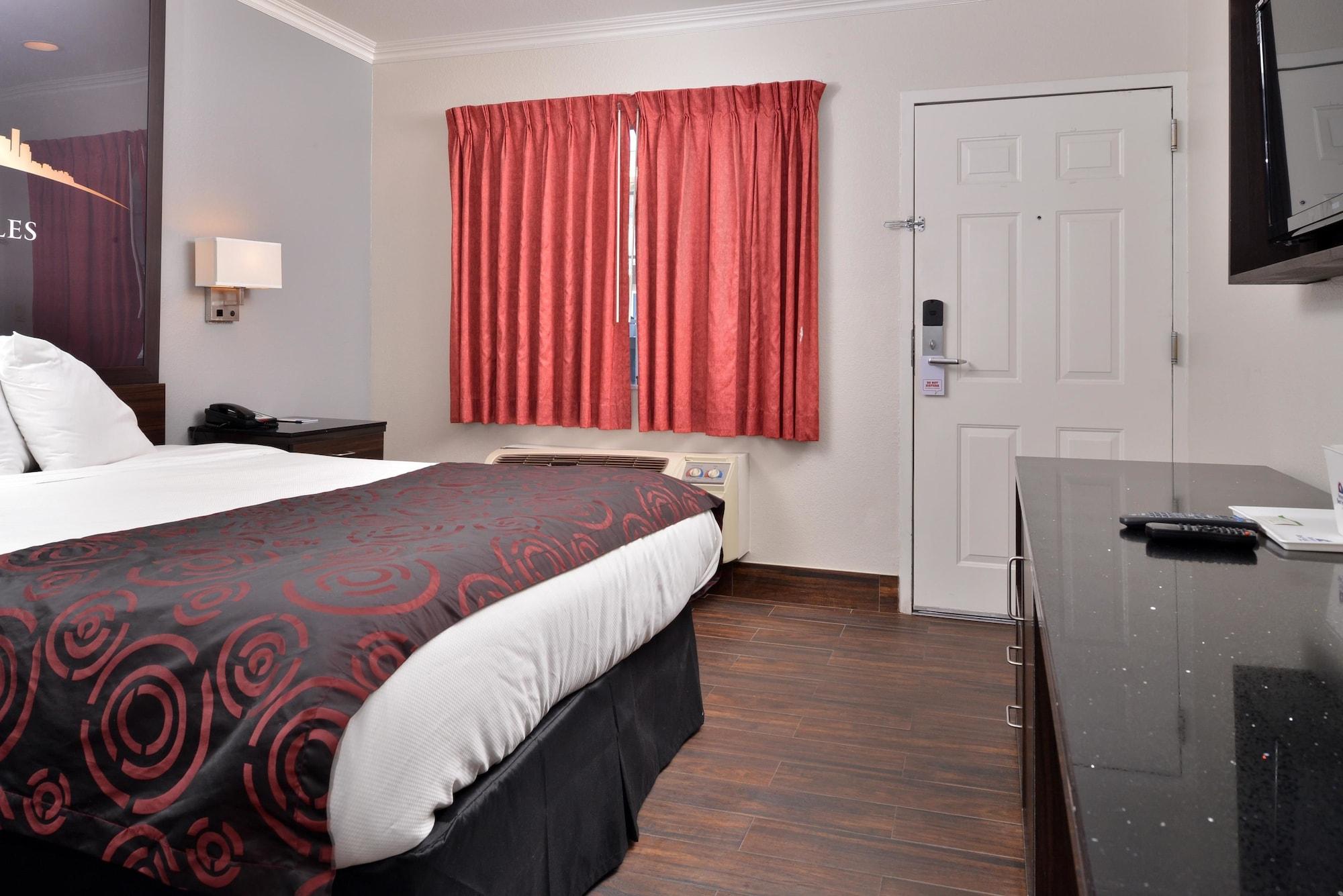 Motel Americas Value Hollywood 2*